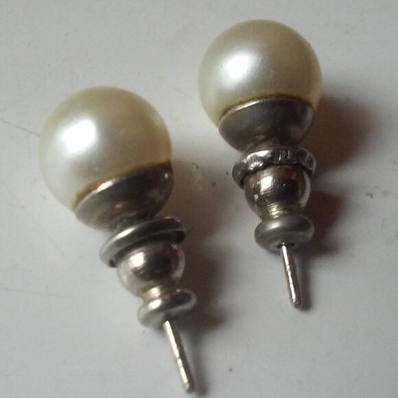 White Pearl Pierced Earrings on Silver Back Pearl Is 5/8" Across - Picture 2 of 3